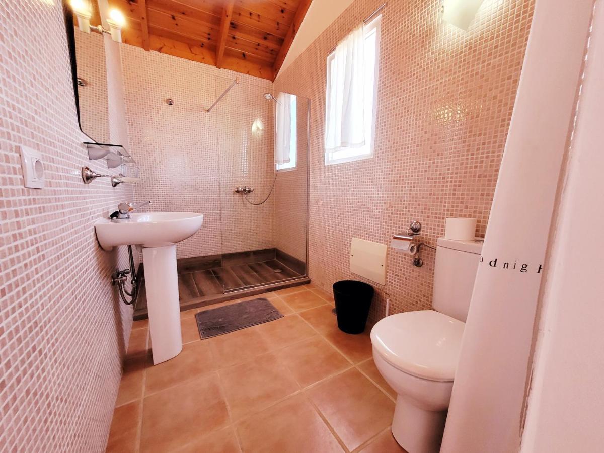 Villatommy Heated Pool, Hottub, Fast Wifi لاجاريس المظهر الخارجي الصورة