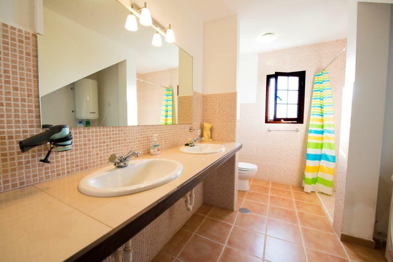 Villatommy Heated Pool, Hottub, Fast Wifi لاجاريس المظهر الخارجي الصورة